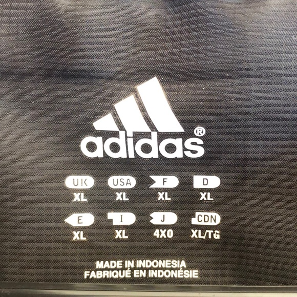 Adidas jacket, Size XL - Picture 3 of 5